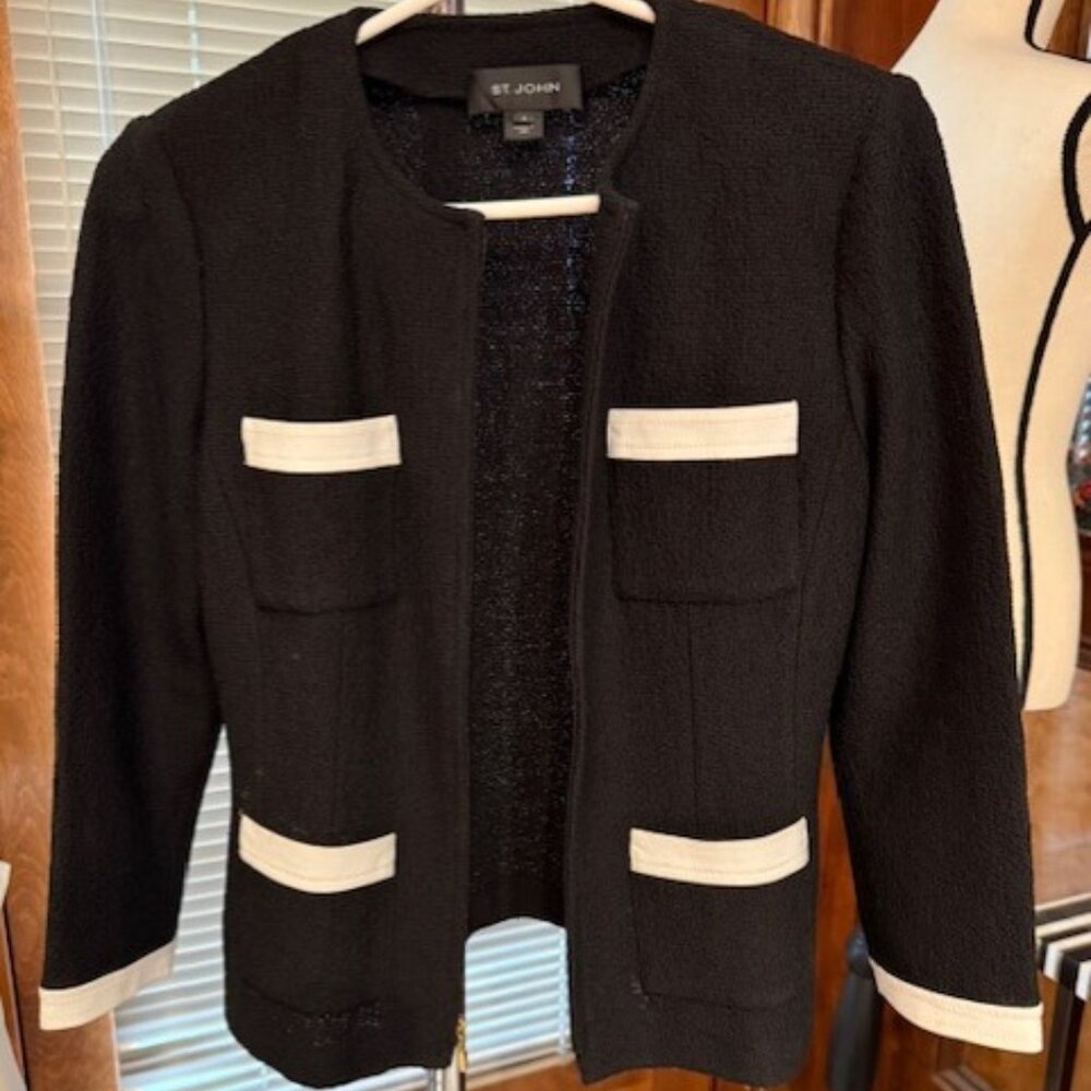 ST. JOHN JACKET BLACK with WHITE